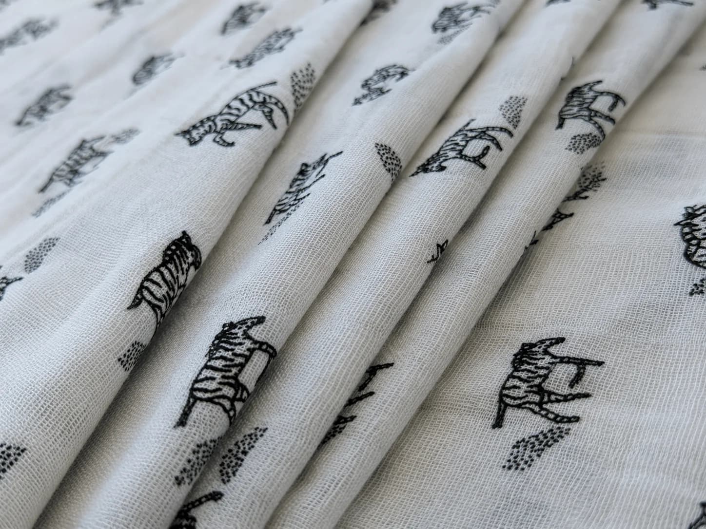 Cotton Muslin Printed Fabric – Zebra Motif on Off-White Drape
