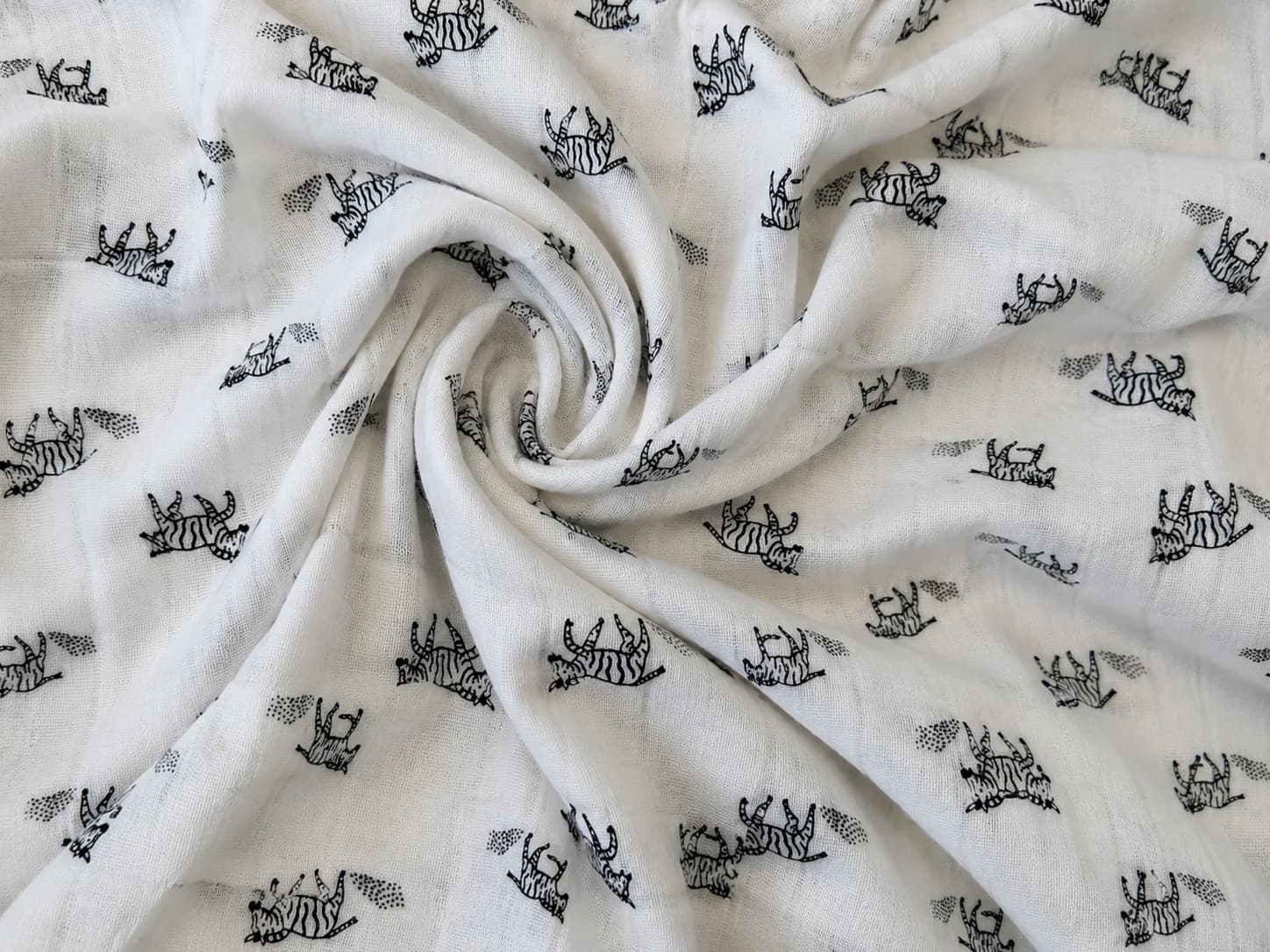 Cotton Muslin Printed Fabric – Zebra Motif on Off-White Texture