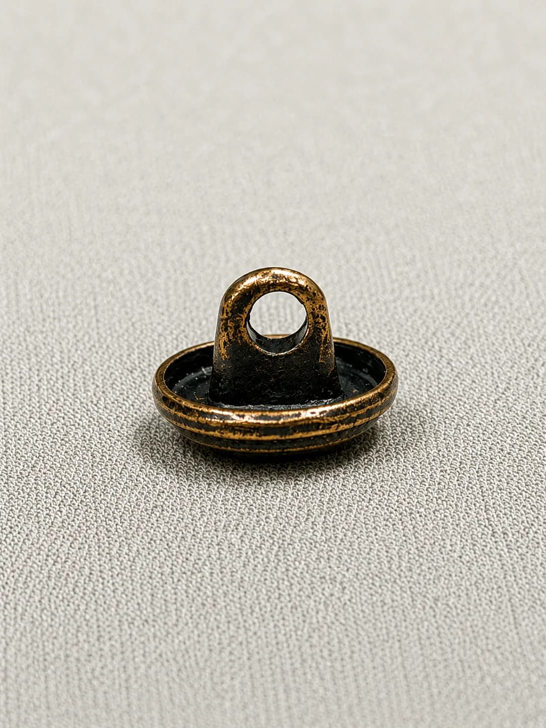 Floral Motif Metal Button – Black & Antique Gold Finish Side