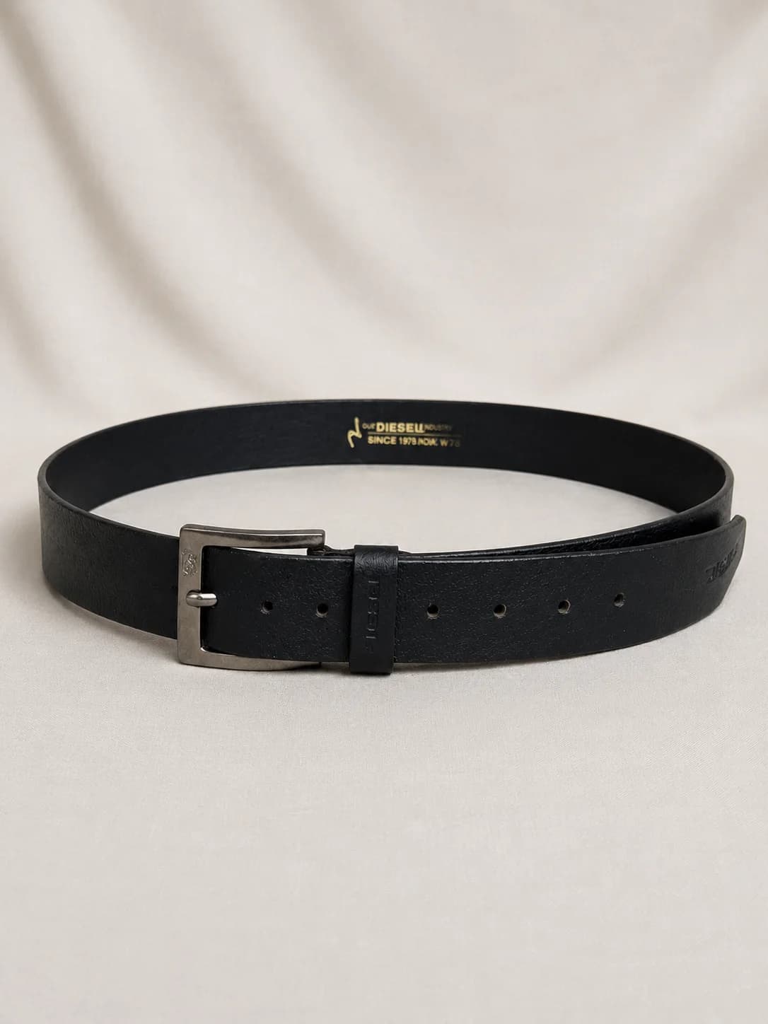 Heritage Black Classic Leather Belt Overview