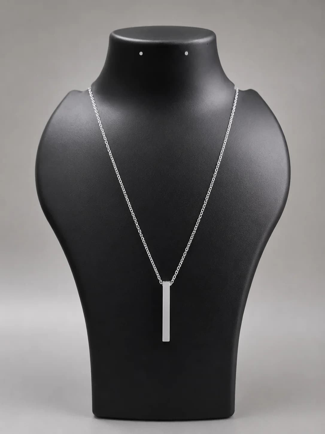 Minimal Bar Pendant Chain Necklace overview