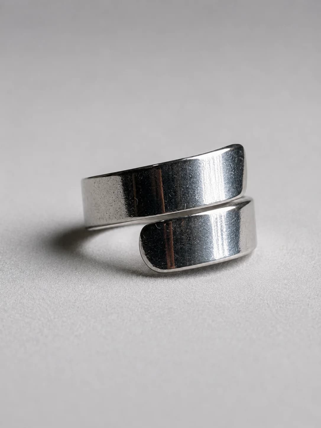 Minimal Wrap Open Ring – Silver Finish Side