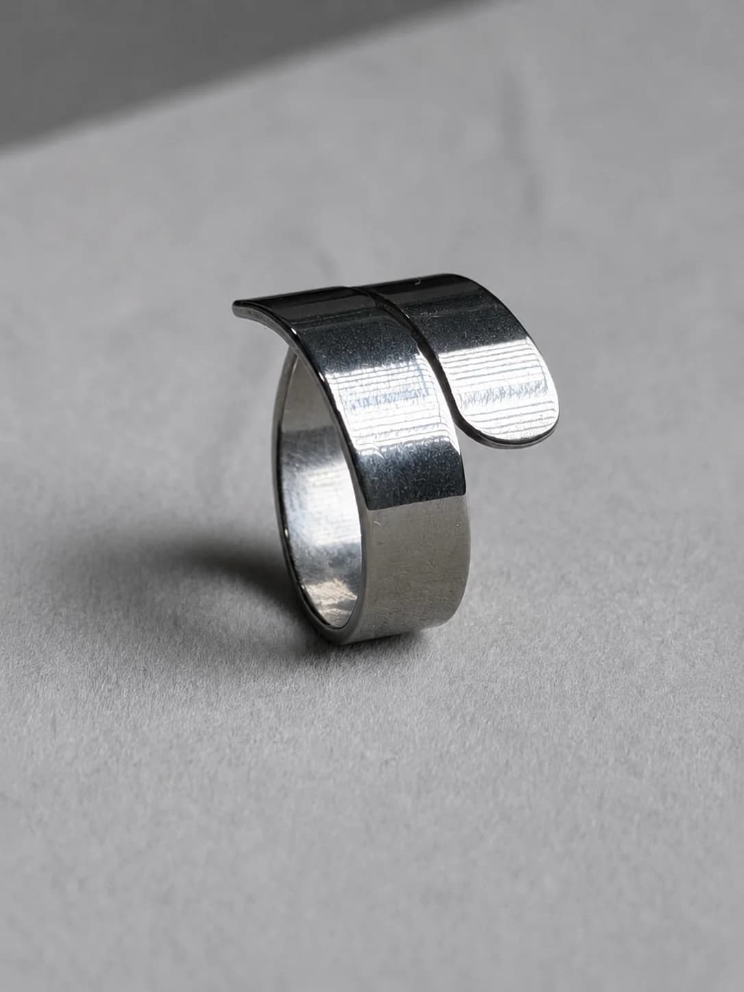 Minimal Wrap Open Ring – Silver Finish overview