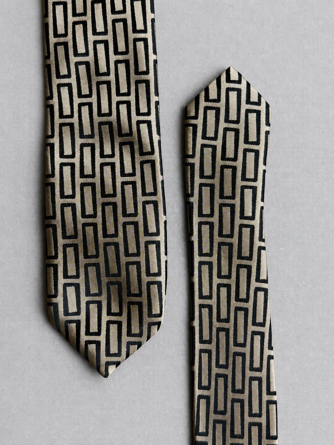 Monarch Maze Designer Necktie Detail
