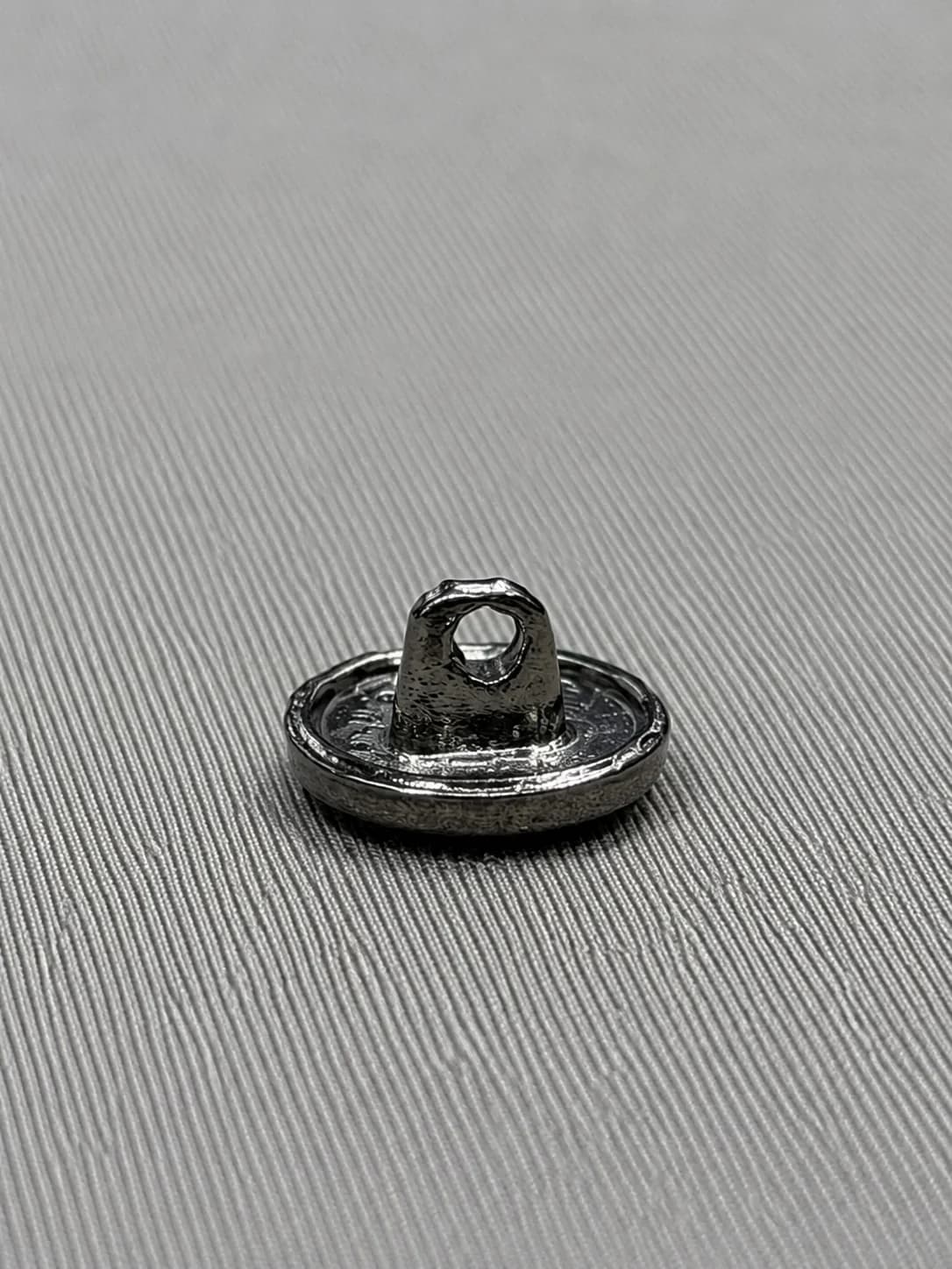 Ornamental Engraved Metal Button – Burgundy Gloss Finish Side