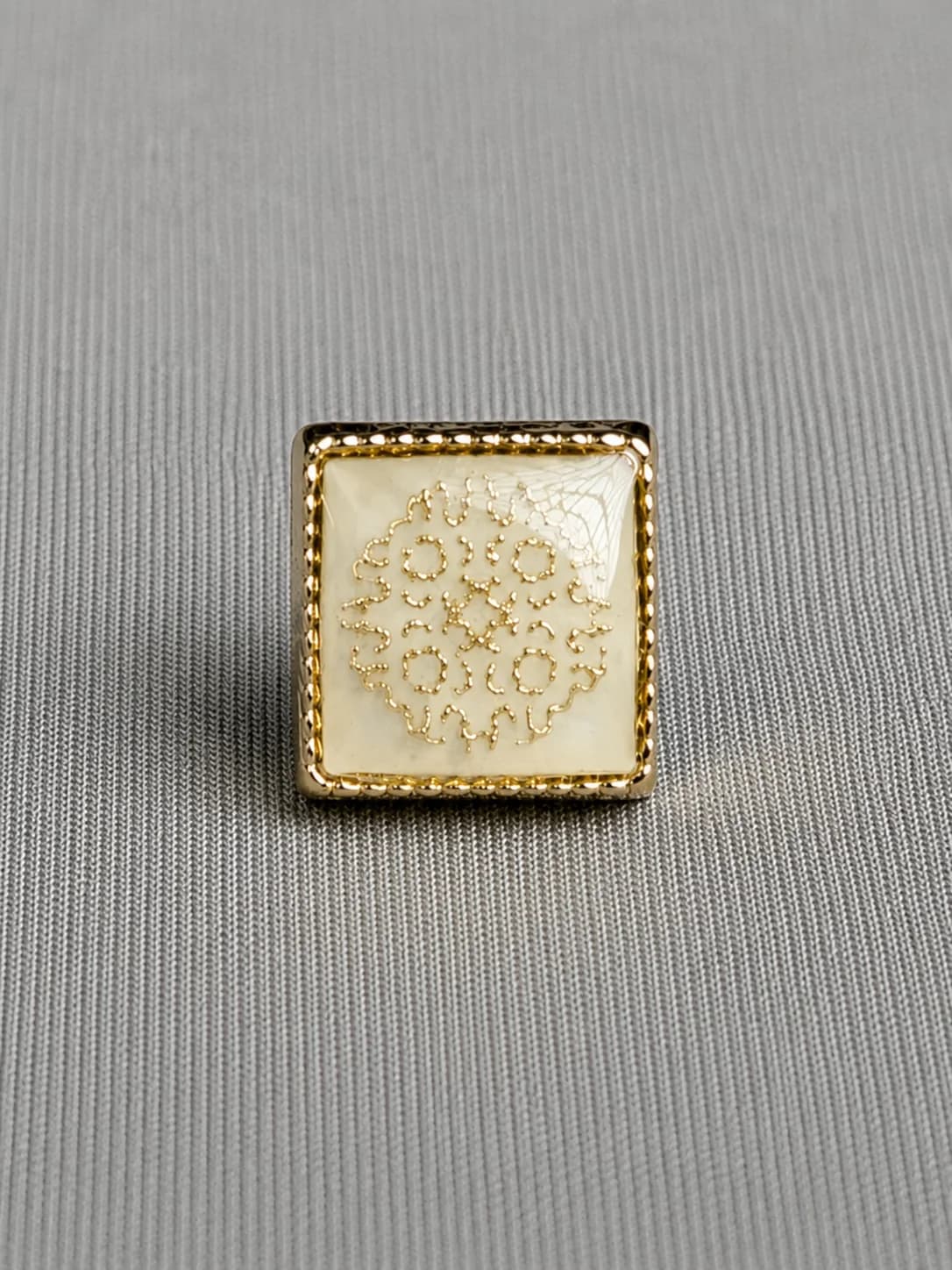 Royal Crest Square Metal Shank Button front