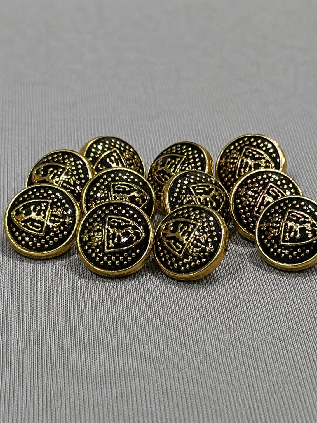 Royal Shield Metal Button – Black & Gold Finish overview