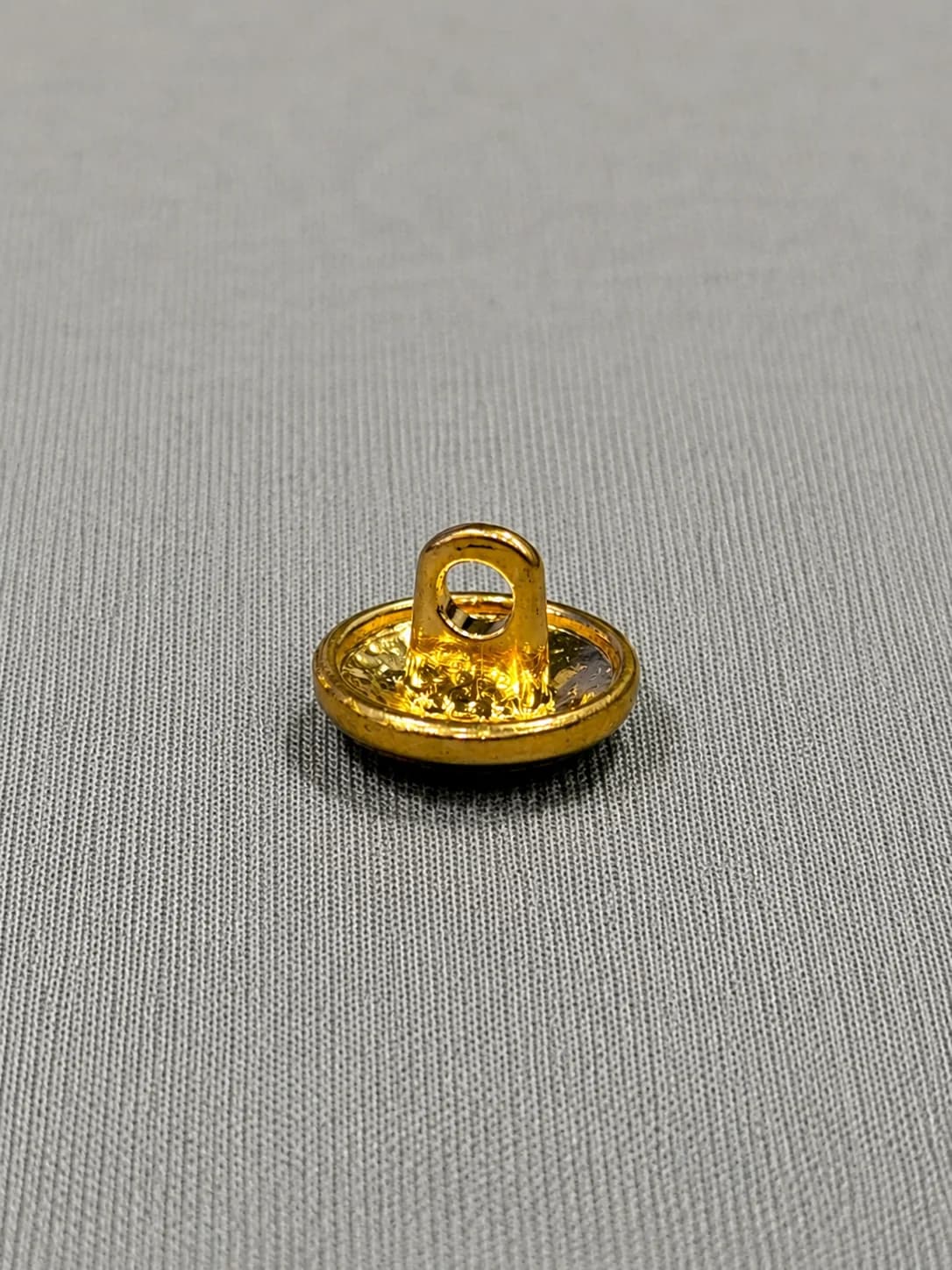 Royal Shield Metal Button – Black & Gold Finish Side
