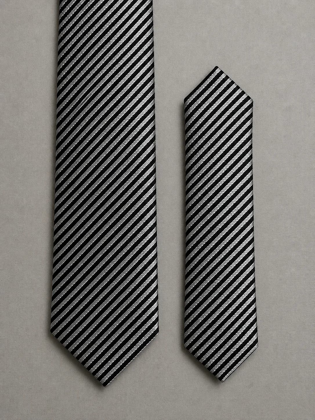 Silverline Executive Striped Necktie Detail