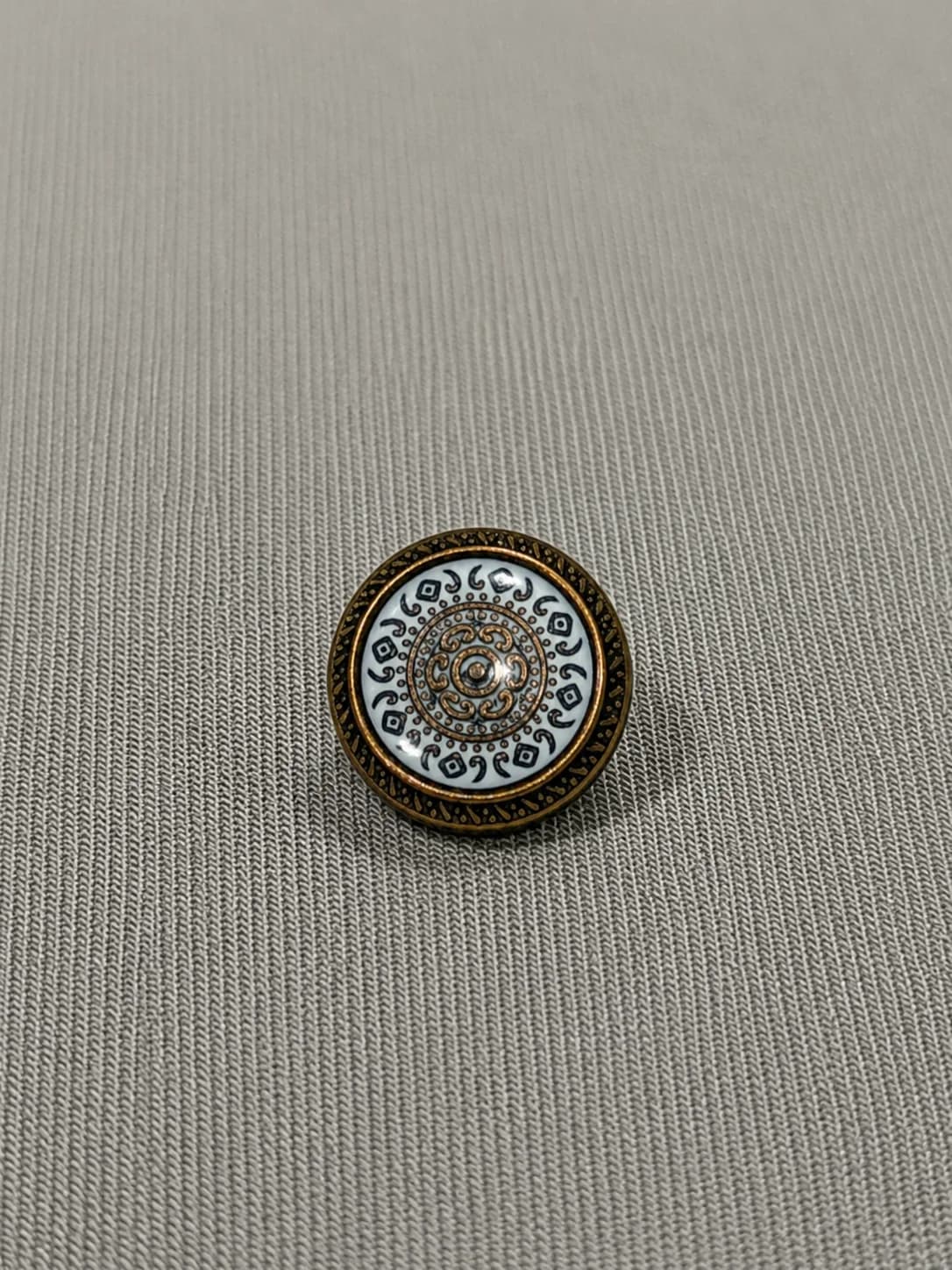 Vintage Mandala Enamel Metal Button – Ivory & Antique Gold Finish front
